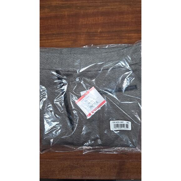 Kasper Women's Pull ON Slim Ankle (Unlined), Black/Toffee - Picture 4 of 7